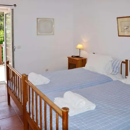 Villa Elegant Villa Osiris 5 Bedrooms Stunning Sea Views Gated Pool Colares