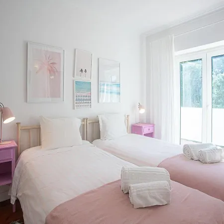 Elegant Villa Osiris 5 Bedrooms Stunning Sea Views Gated Pool * Colares